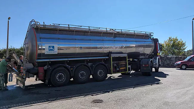 camion cisterna para pueblos de Salamanca y Zamora con agua contamianda por plaguicidas